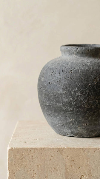 Terracotta Vase- Elna