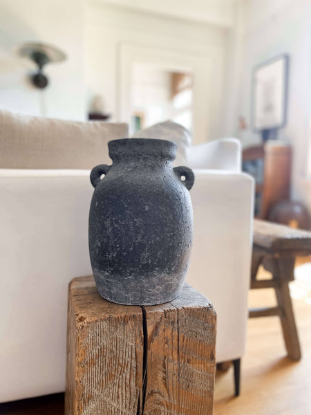 Almera Vase