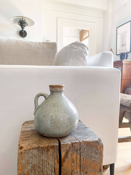 Delphi Vintage-Style Jug
