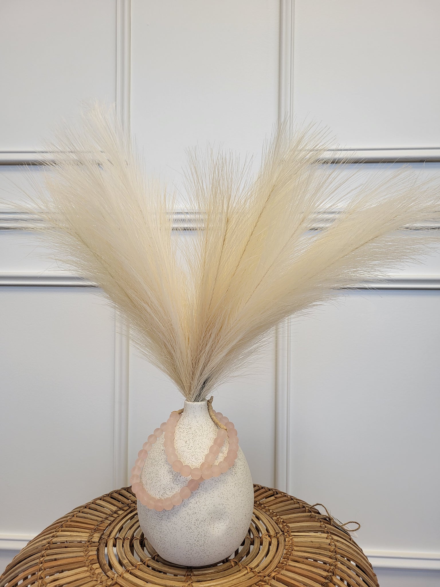Accent Artificial Pampas Grass in Cream + Mojave Vase + Pink Beads